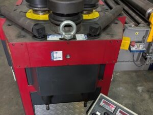 Profile bending roll