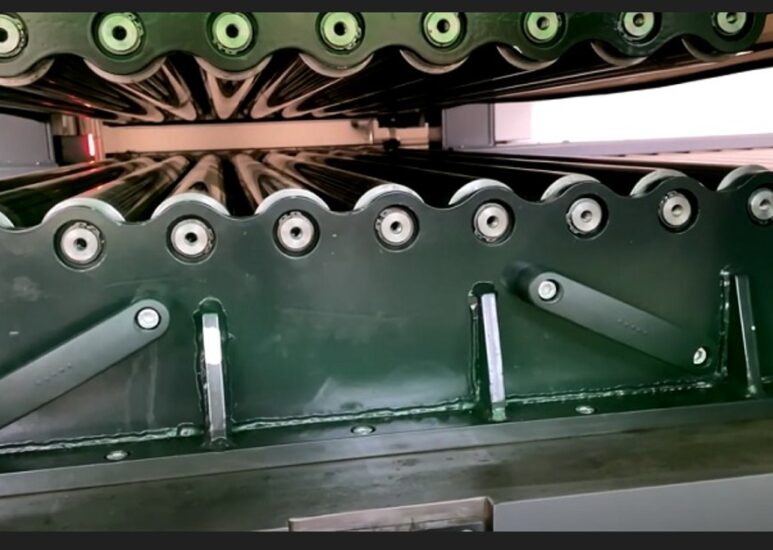 steel plate leveller 1300 x 0,8  to 6 mm